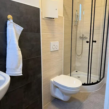 Apartament Cks 10 *